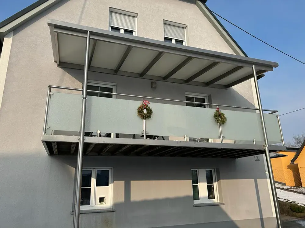 Paneeldach, Perg
