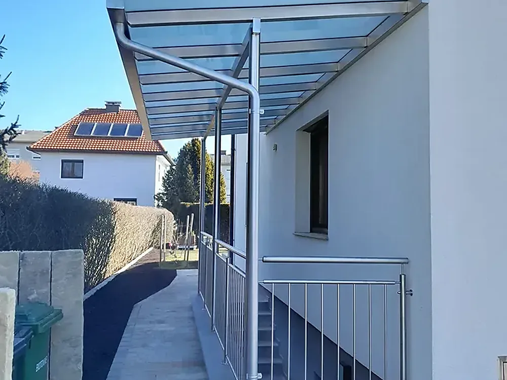 Edelstahl-Überdachung Kellerabgang, Steyr