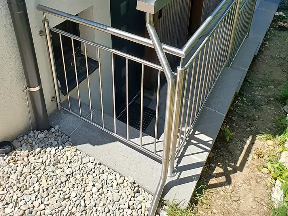 Vordach mit mattem Glasdach, Adlwang
