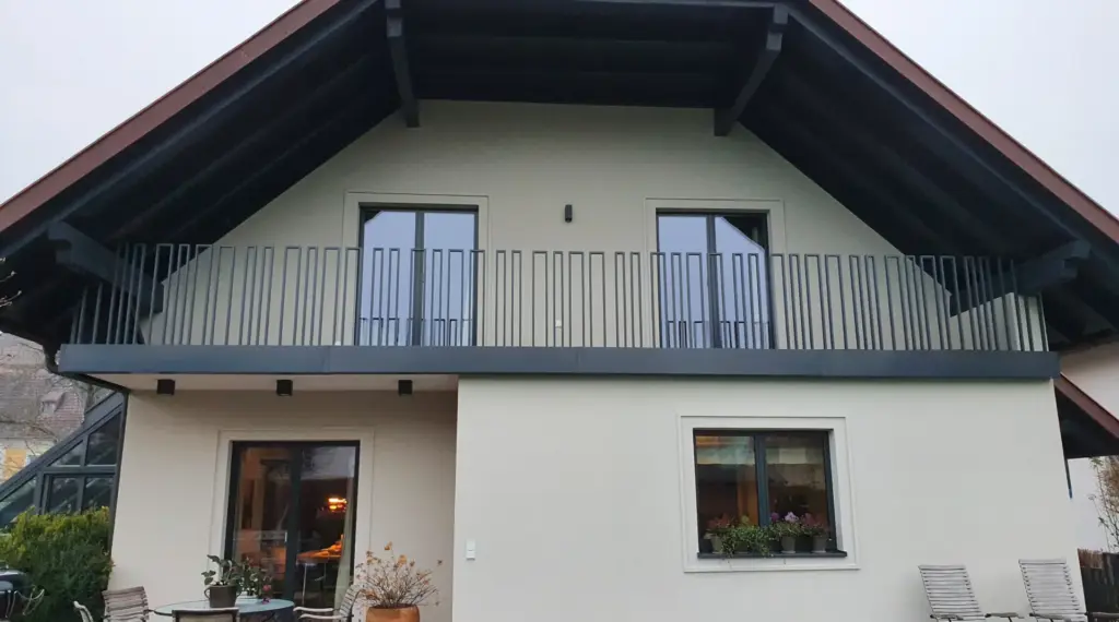 Balkongeländer Formstahl in Anthrazit, Steyr